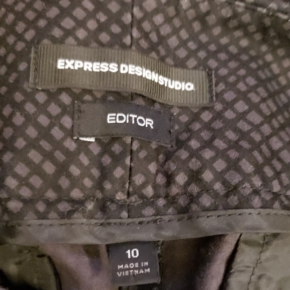 Express Design Studio Editor Black Check Capris 10 - image 6